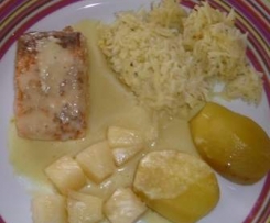 Variation von Lachs in Apfel-Ananas-Curry-Soße (all in one) milchfrei