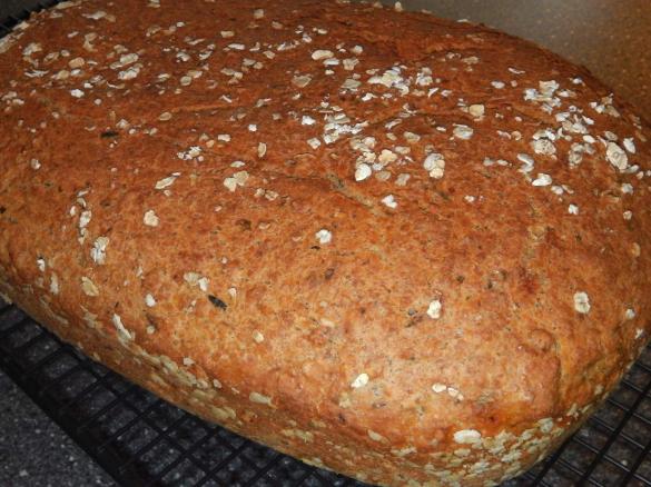Dinkel-Körner-Brot