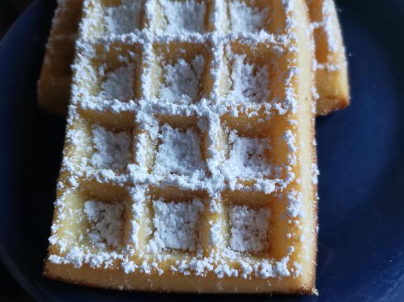 Waffeln mit Eierlikör