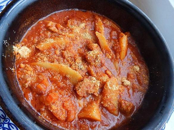 BBQ-Eintopf mit Süßkartoffeln