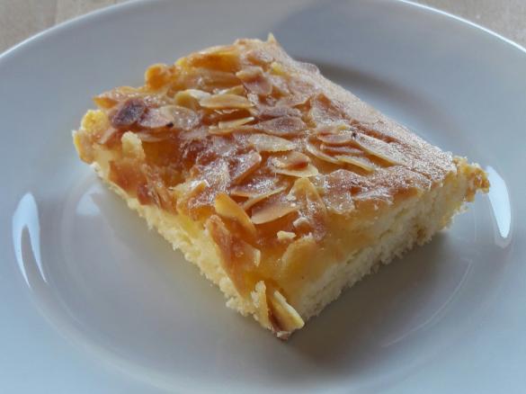 Buttermilch Blechkuchen