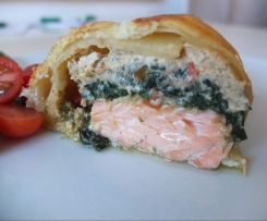 Lachsfilet in Blätterteig