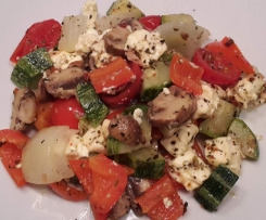 Mediteranes Gemüse mit Schafskäse