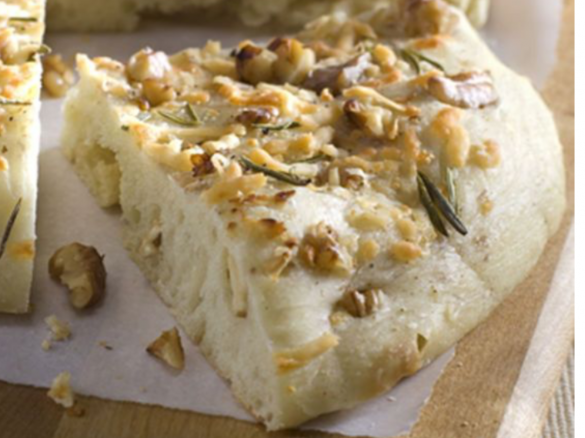 Rosmarin-Focaccia mit Walnüssen
