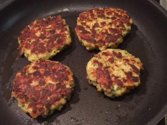 Kaspressknödel wie in der Berghütte