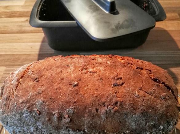 Variation sehr saftiges Vollkornbrot