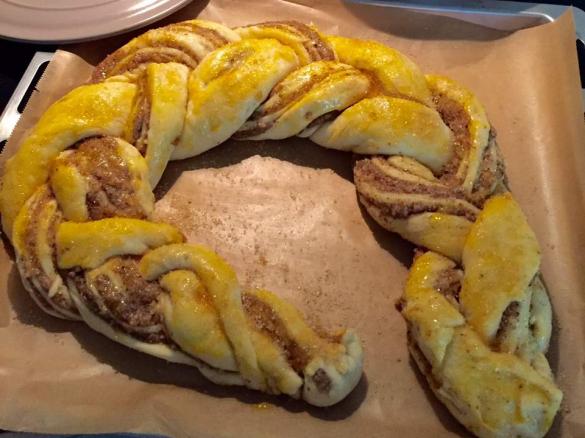 Oma Helga´s saftiger Nusszopf