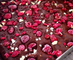 Double-Chocolate Brownies mit Himbeeren