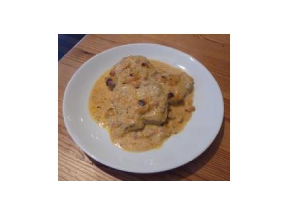 Schweinefilet an Käsesoße