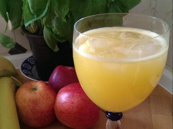 Orangensaft / erfrischnend / mild