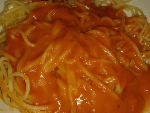 Lieblings-Tomatensoße (aus Kindheitstagen)