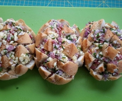 Brötchen mit Käsefüllung