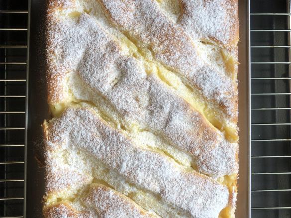 Apfelkuchen mit Vanillepudding - Steppdeckenkuchen - Blechkuchen