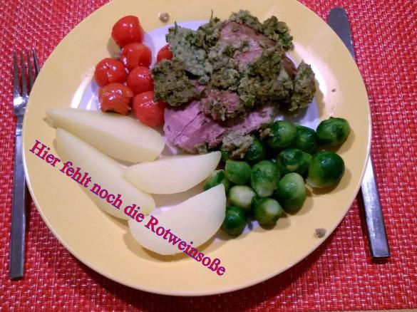 Lammkeule unter der Kräuterkruste