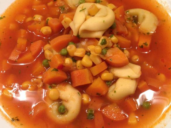 Bunte Tortellinisuppe (ww) All-in-one