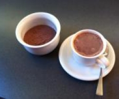 Weihnachtliches Schokoladenpulver zum Wärmen