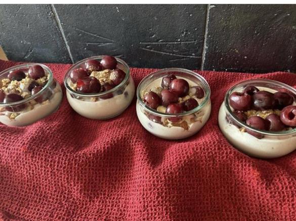 Cantuccini Kirsch Dessert