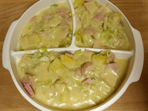 Spitzkohl mit Kartoffeln und Sahne-Frischkäsesosse