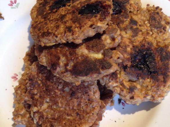 Dinkelpfannküchlein mit Apfel, Heidelbeeren und Quark kalorienarm - veggie - fitness - low fat  