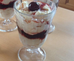 Amarena-Grieß-Traum