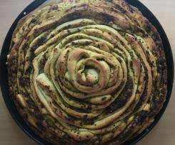 Zupfbrot mit Petersilienpesto
