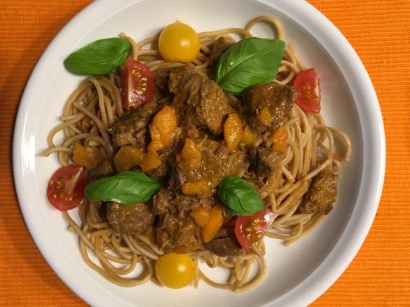 Brauhaus-Gulasch mit Rindfleisch TM31 und TM5