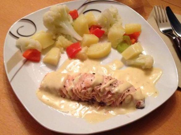Lachs in Senf Hollandaise