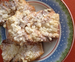 Nuss-Schleifen mit Streuseln