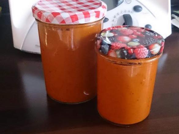 Tomatensauce auf Vorrat