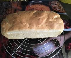 Toastbrot / Weißbrot (mit Trockenhefe)