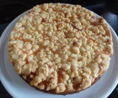 Streuseltorte mit Johannisbeeren