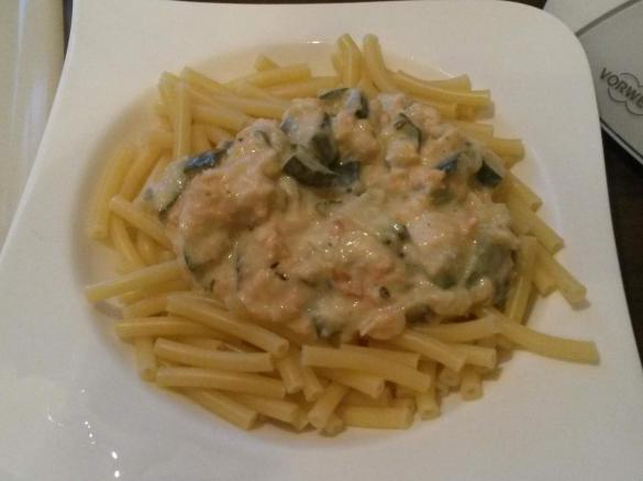 Lachs Zucchini Soße