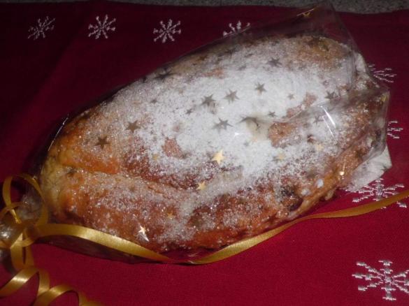 Kleine Stolle mit Mandeln