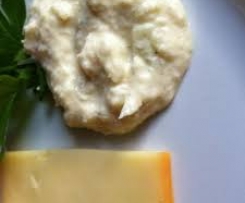 MEERRETTICH ZWIEBEL DIPP ZU RACLETT