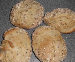 Körnerbrötchen mit Malzbier