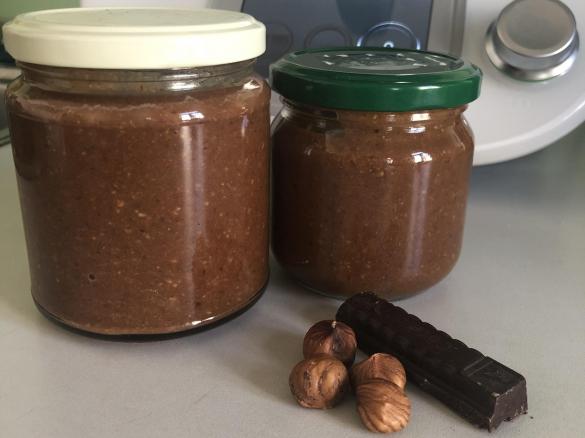 Schoko-Haselnuss-Creme