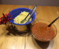 Spaghetti Bolognese aus frischen Tomaten