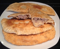 Chebureki/Knusprige Teigtaschen mit saftiger Hackfleischfüllung
