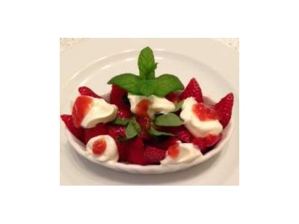 Erdbeeren mit Sahne (+Anleitung Sahne schlagen)und topping-fresas con nata