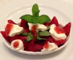 Erdbeeren mit Sahne (+Anleitung Sahne schlagen)und topping-fresas con nata