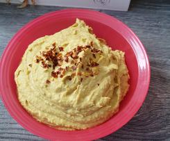 Glücksmixer Curry-Hummus ideal zum Snacken mit Gemüsesticks oder als Aufstrich
