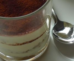 Tiramisu (mit Biskuit homemade)