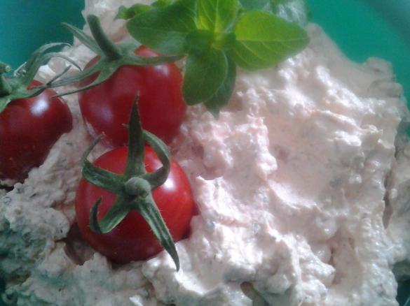 mediterraner Grill-Dip 