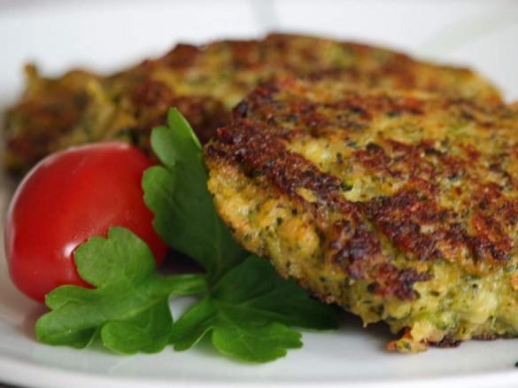 Brokkoli-Frikadellen, Brokkoli-Bratlinge, vegetarisch