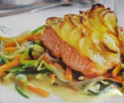 Lachsfilet mit Kartoffelkruste