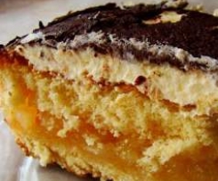 Variation von Königsapfelkuchen (Szarlotka krolewska)