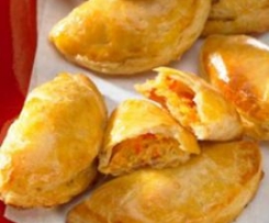 Bayrischer Quarkblätterteig mit Gemüsefüllung