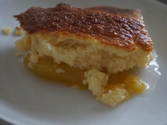 Grieß-Auflauf mit Aprikosen