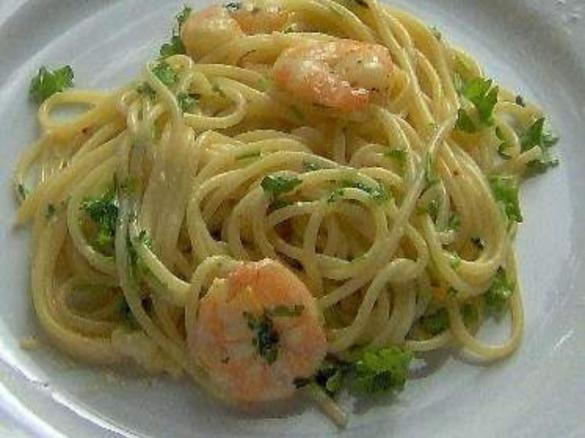 Zitronen Spaghetti mit Kräuter Garnelen
