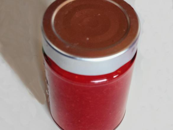 Erdbeerkonfitüre mit Vollrohrzucker